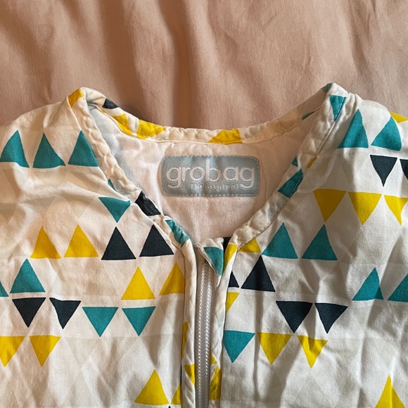 Grobag Sleep Sack Multicolor Triangle Pattern - Picture 3 of 4